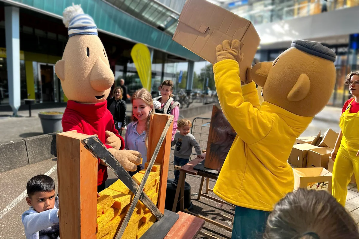 Buurman & Buurman bij modelwoning Strandbroeders in Othene Zuid!